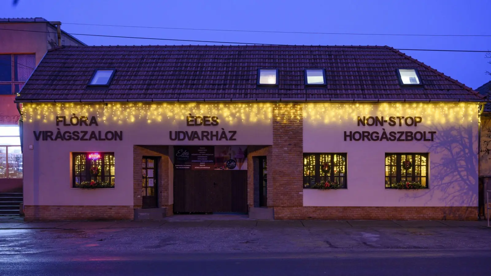 Édes Udvarház bejárat